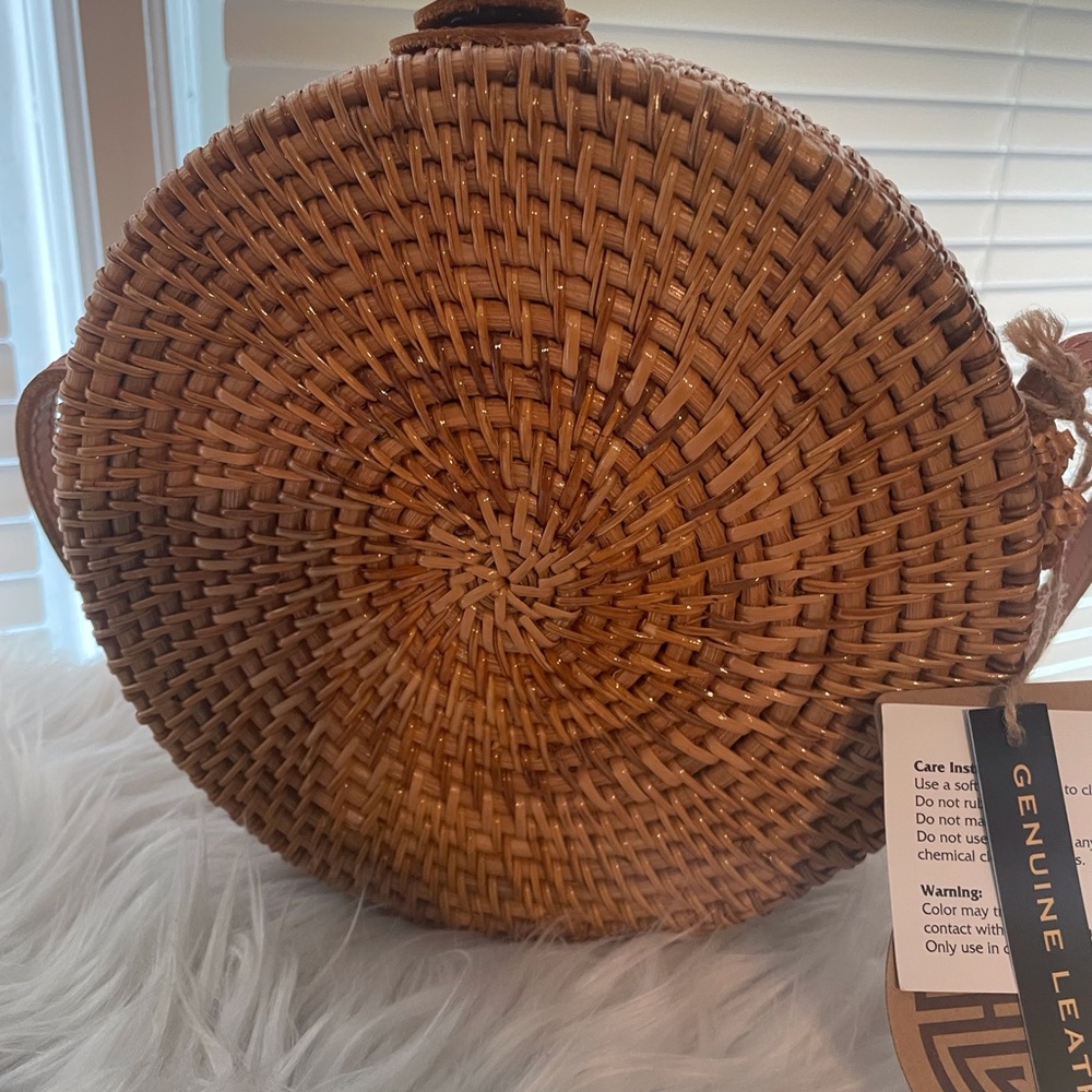 Chic Round Woven Bag